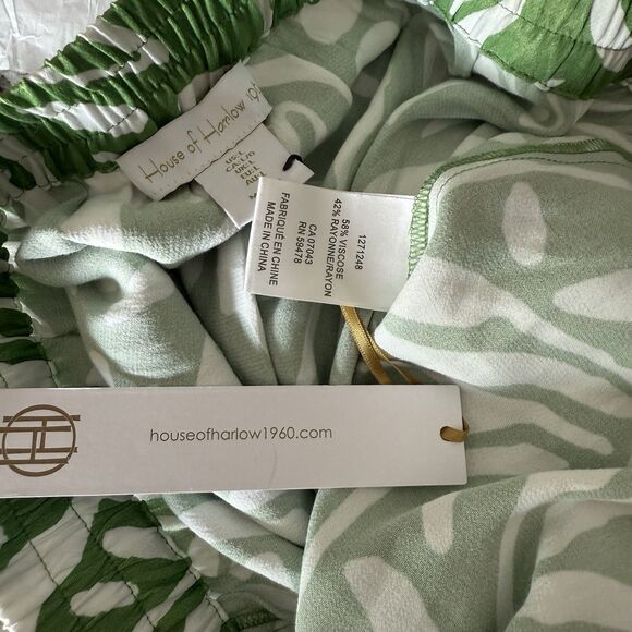 House of Harlow 1960 Green White Straight Skirt Large Side Slit Elastic NWT - Picture 8 of 9